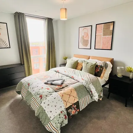 Brand New Stylish 2br 2bath Apartment