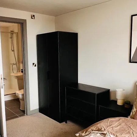 Apartment Brand New Stylish 2br 2bath *